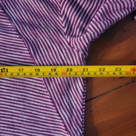 J JILL Textured Terry Knit Long Sleeve Tunic Striped Top Berry/White - size M - Picture 9 of 10